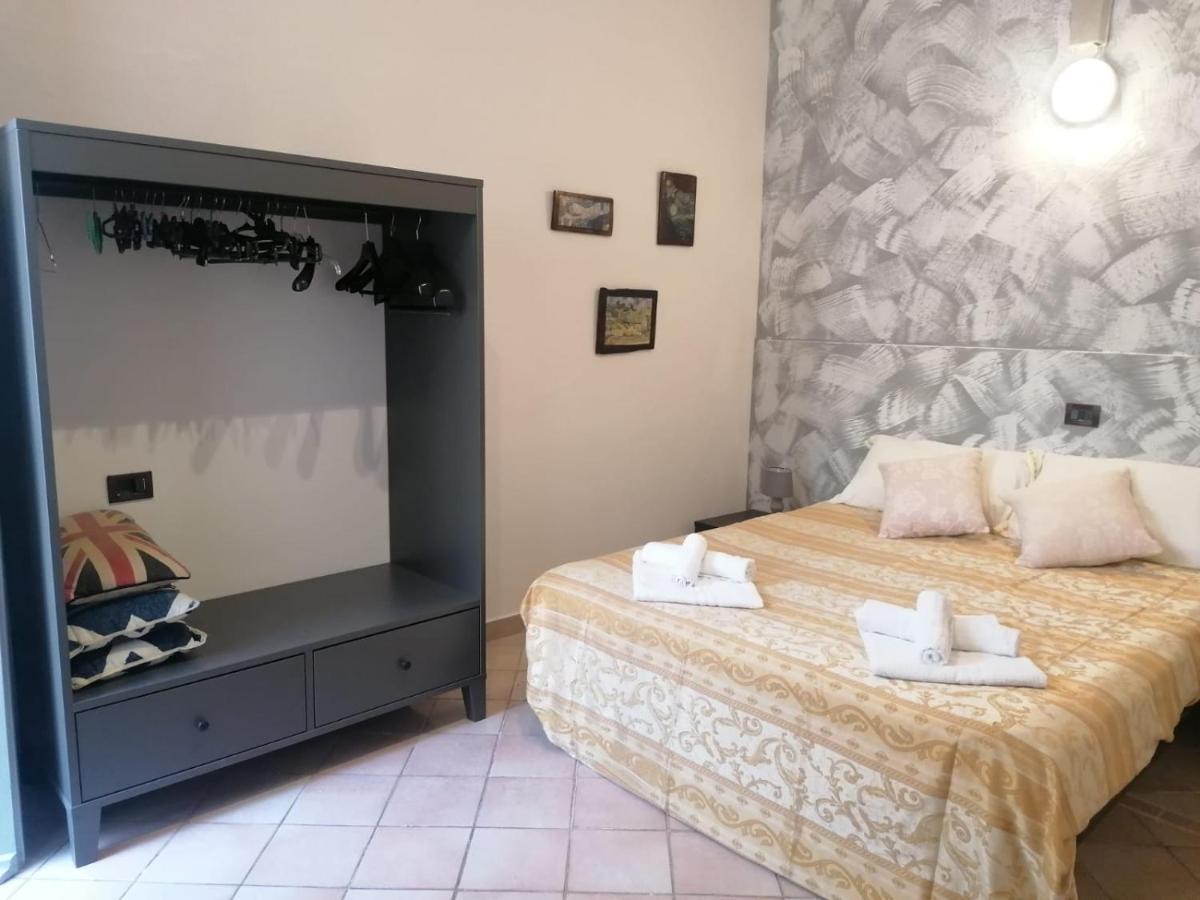 La Casina Giramondo Di Ele Viareggio Exteriör bild